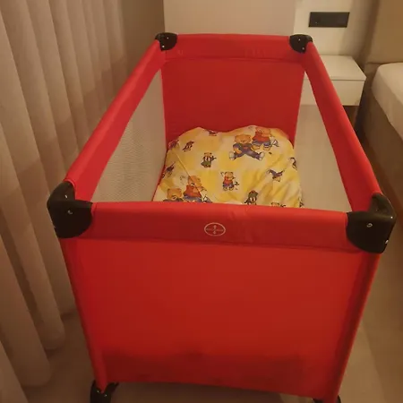 Merkezde Muhteşem Havuzlu Villa Fethiye