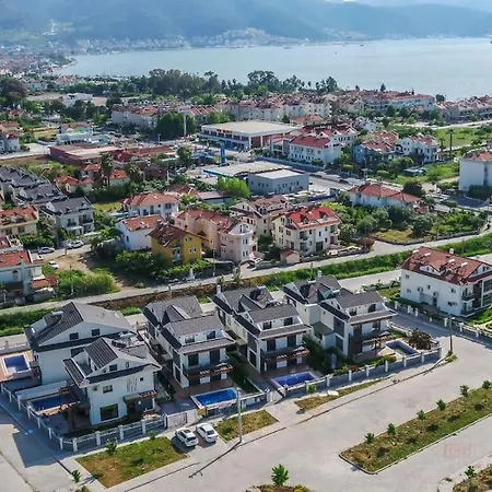 فيلة Merkezde Muhtesem Havuzlu